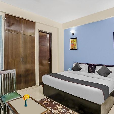 Townhouse Rumaisa Indirapuram Exterior photo