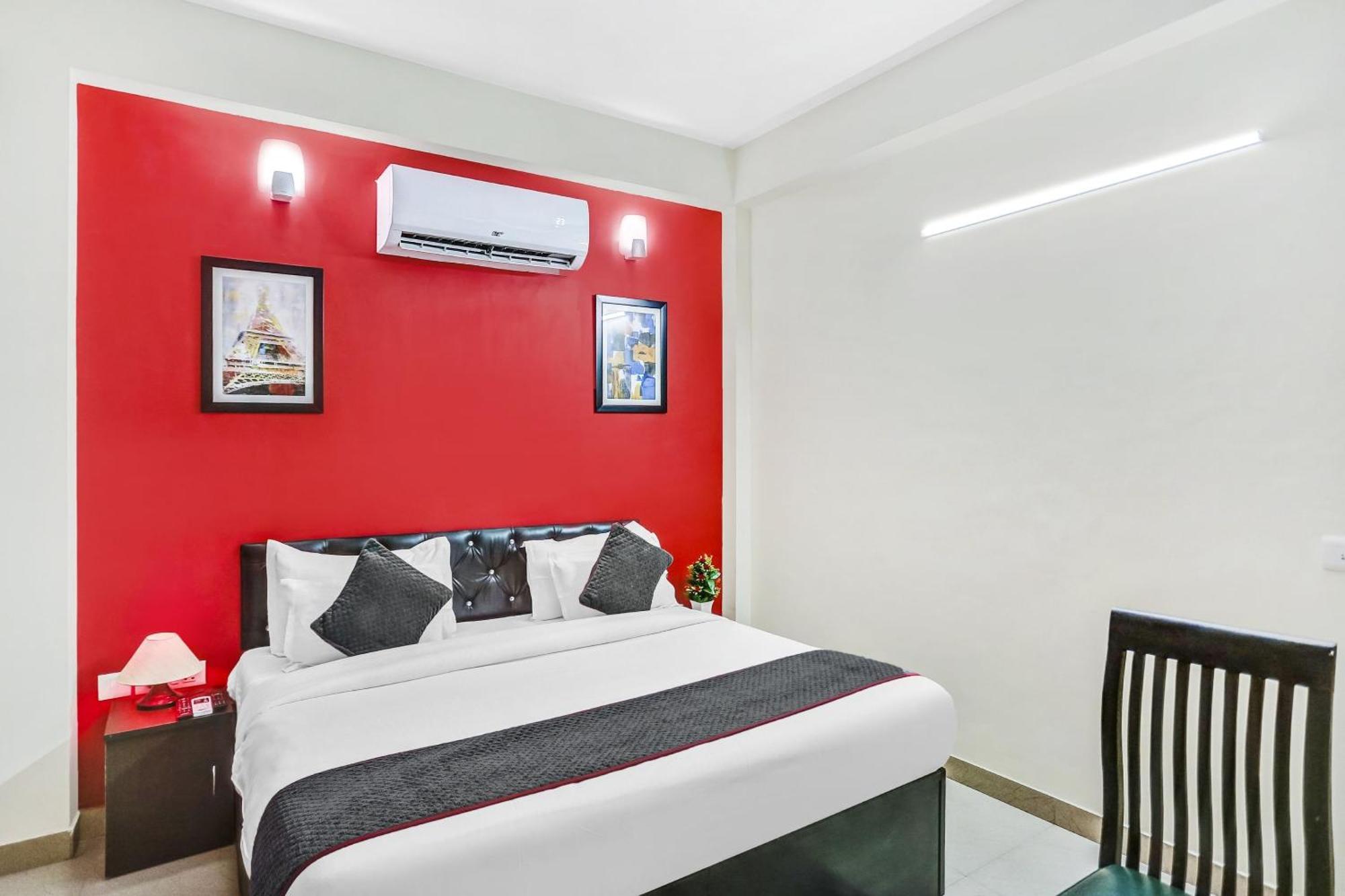 Townhouse Rumaisa Indirapuram Exterior photo
